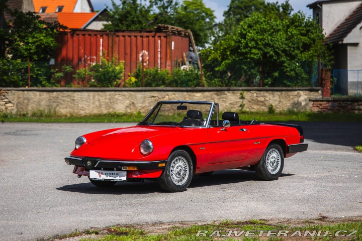 Alfa Romeo Spider 1986