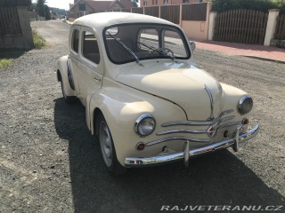 Renault 4CV 