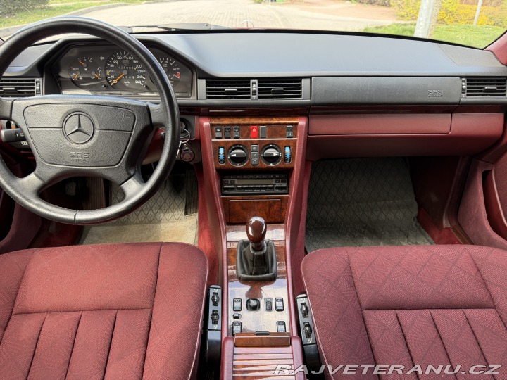 Mercedes-Benz E W124 E320 1993