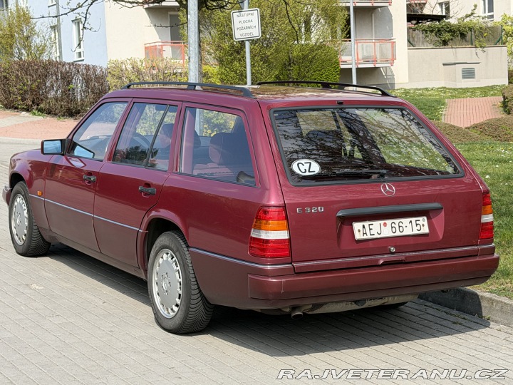 Mercedes-Benz E W124 E320 1993