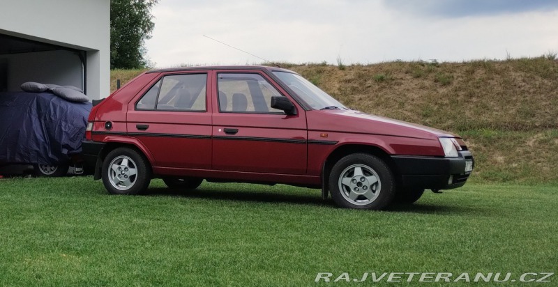 Škoda Favorit 136 LS