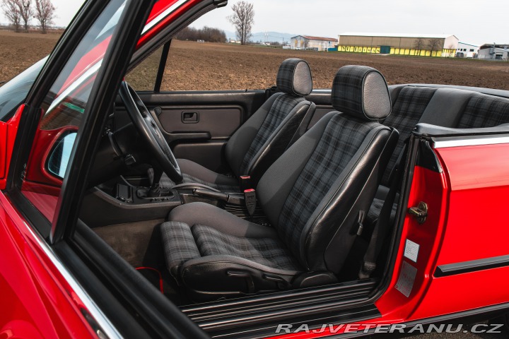 BMW 3 320i Cabriolet E30 M20 1991