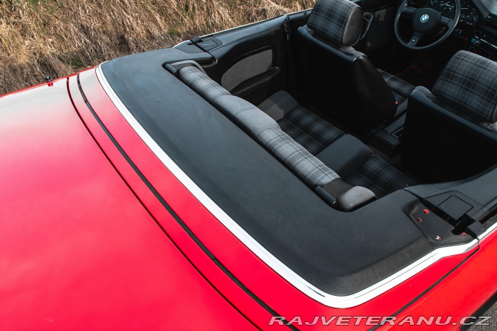 BMW 3 320i Cabriolet E30 M20 1991