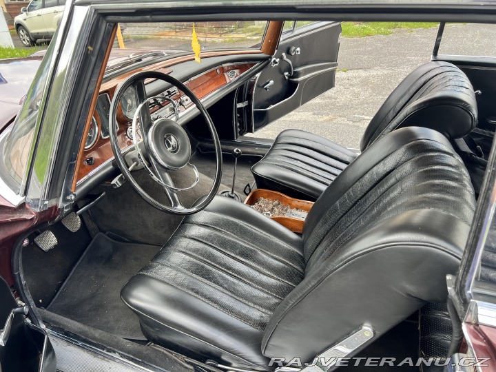 Mercedes-Benz 250 SE/C 1965