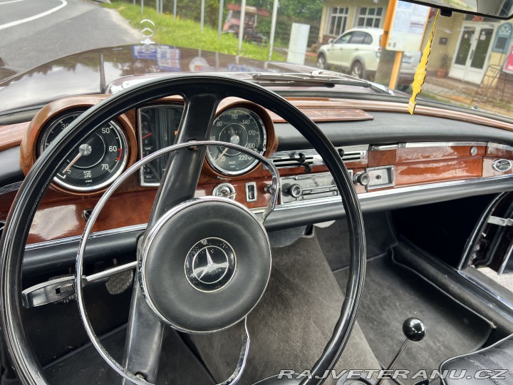 Mercedes-Benz 250 SE/C 1965