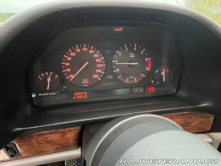 BMW 7 735i 1987