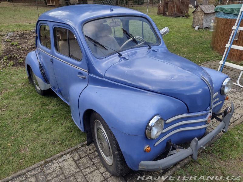 Renault 4CV