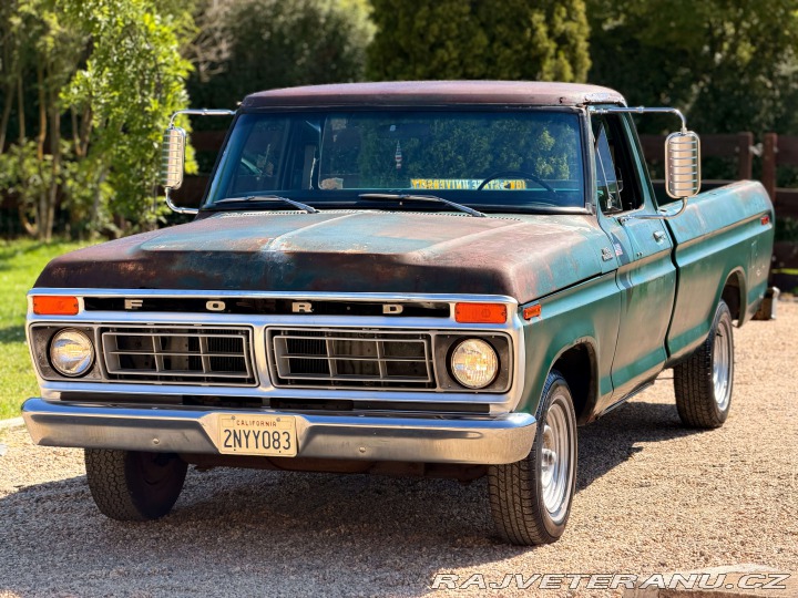 Ford F -100 Custom | 4.9L I6 1977