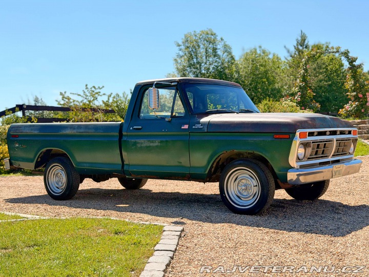 Ford F -100 Custom | 4.9L I6 1977