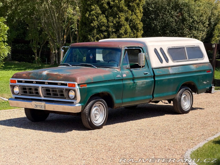 Ford F -100 Custom | 4.9L I6 1977