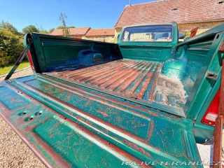 Ford F -100 Custom | 4.9L I6 1977