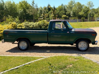 Ford F -100 Custom | 4.9L I6 1977