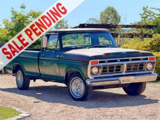 Ford F -100 Custom | 4.9L I6 1977