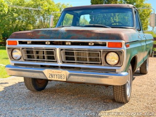 Ford F -100 Custom | 4.9L I6 1977