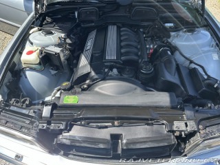 BMW 7 728i (E38) 1997