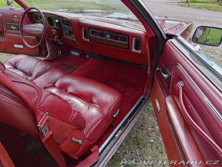 Chrysler Ostatní modely Le Baron 5.2L V8 1977