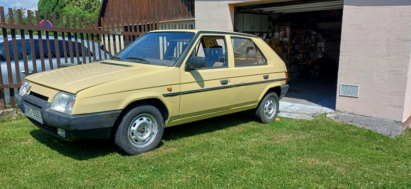 Škoda Favorit 136 LS