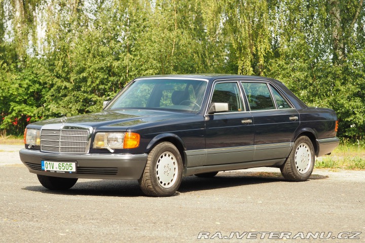 Mercedes-Benz 560 SEL 1986