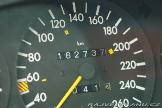 Mercedes-Benz 560 SEL 1986