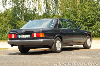 Mercedes-Benz 560 SEL 1986