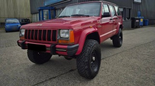 Jeep Cherokee 
