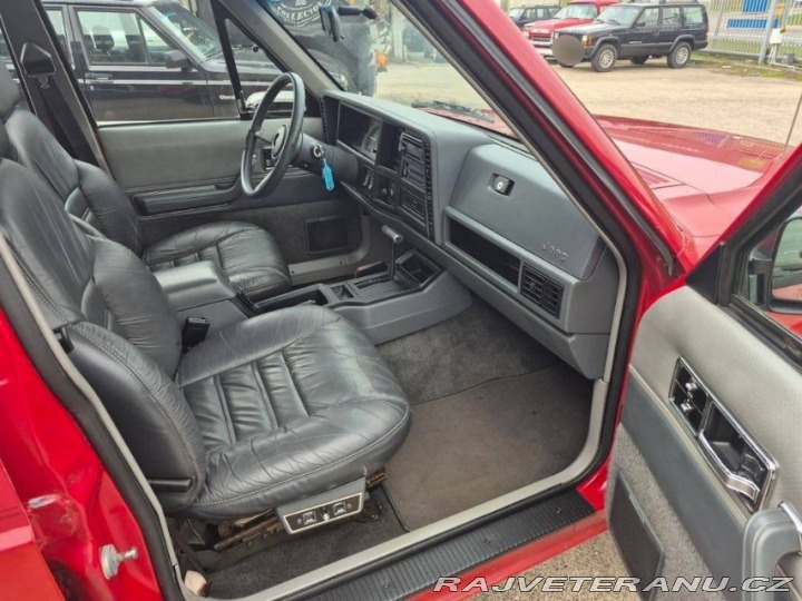 Jeep Cherokee  1988