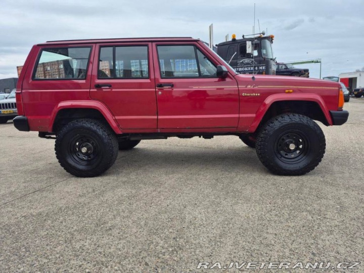 Jeep Cherokee  1988