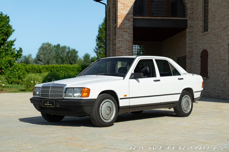 Mercedes-Benz 190 E