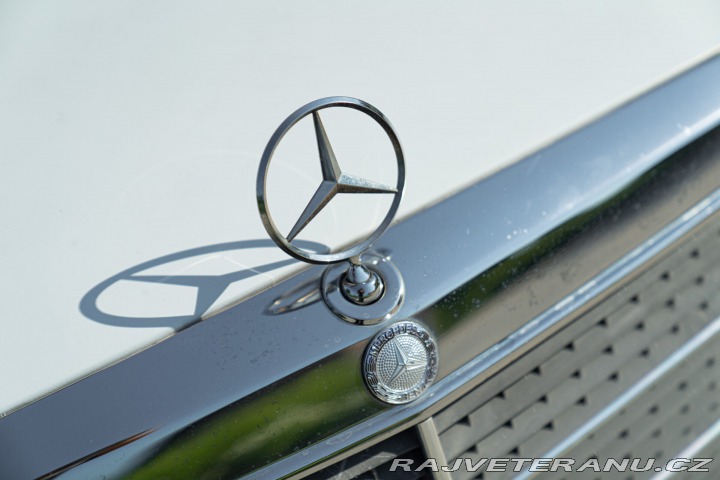 Mercedes-Benz 190 E 1987