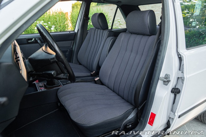 Mercedes-Benz 190 E 1987