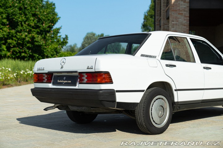 Mercedes-Benz 190 E 1987
