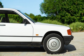 Mercedes-Benz 190 E 1987
