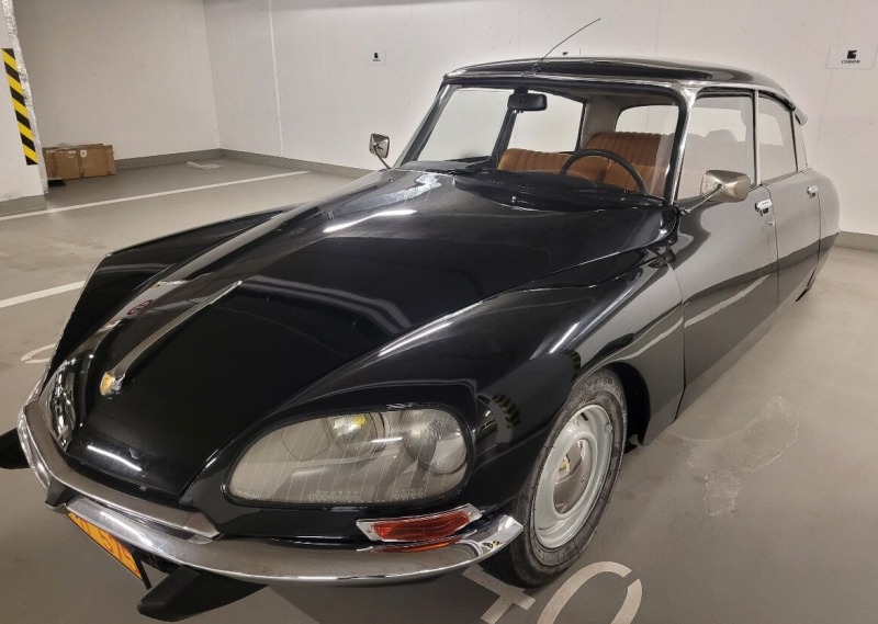 Citroën DS Sedan