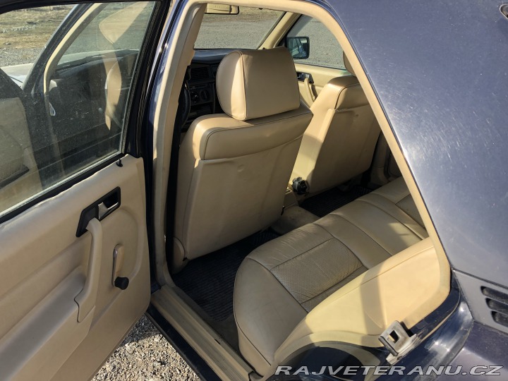 Mercedes-Benz 190 W201 190E 2.6 1989