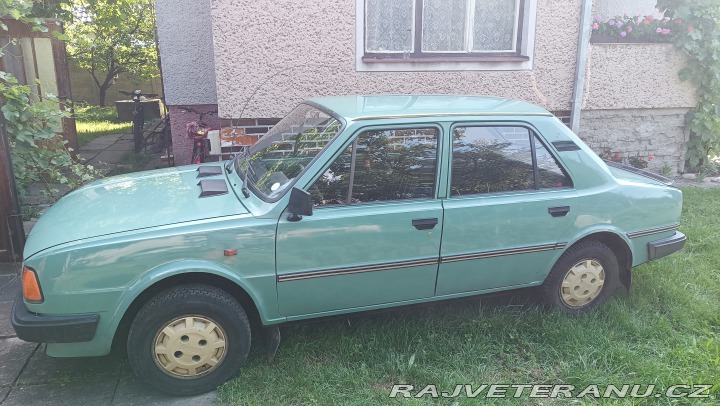 Škoda 120 L 1987