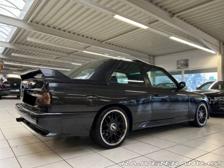 BMW M3 E30 1987