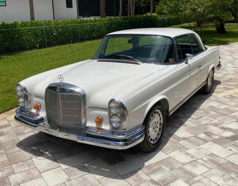 Mercedes-Benz Ostatní modely 250SE