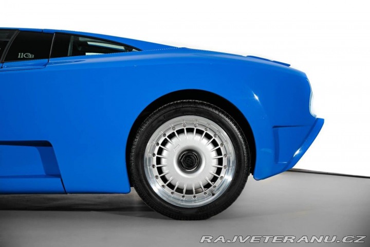 Bugatti Ostatní modely EB 110 GT EB 110 GT 1993
