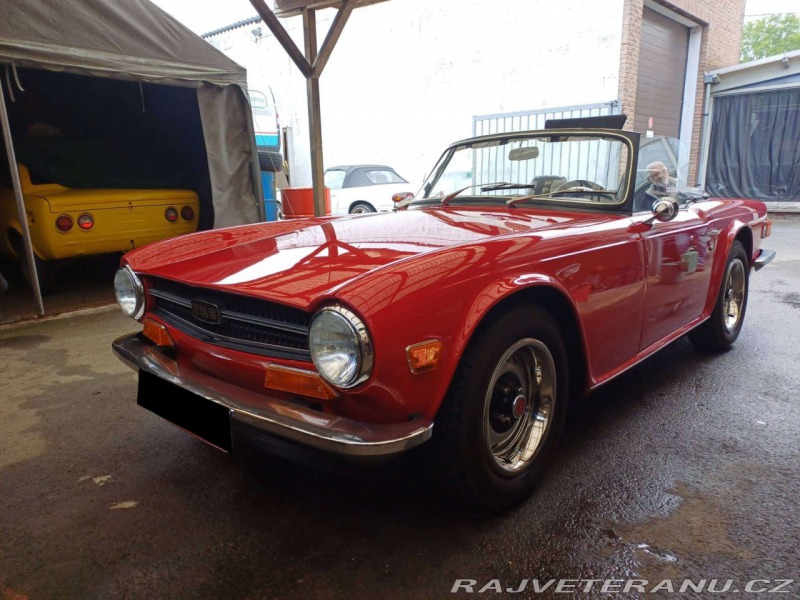 Triumph TR6 