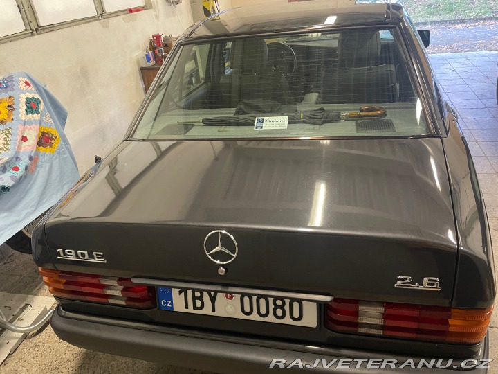 Mercedes-Benz 190 W-201, 2,6 1989