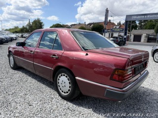 Mercedes-Benz 300 124 300 D 83kW ČR 1991