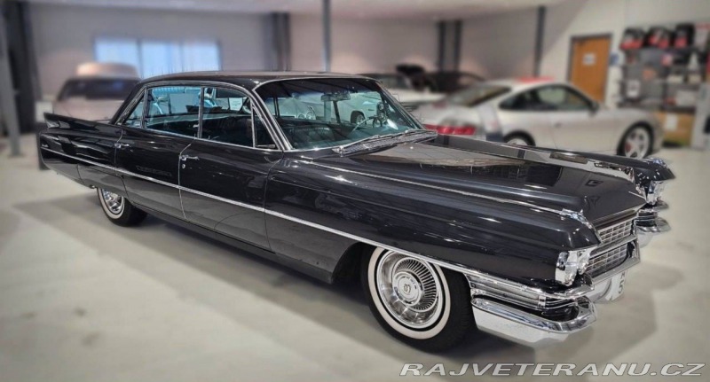 Cadillac DeVille 