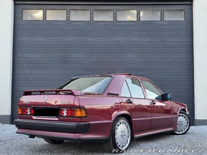 Mercedes-Benz 190 E 1989