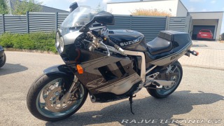 Suzuki GSX Suzuki GSX-R 1100 1990