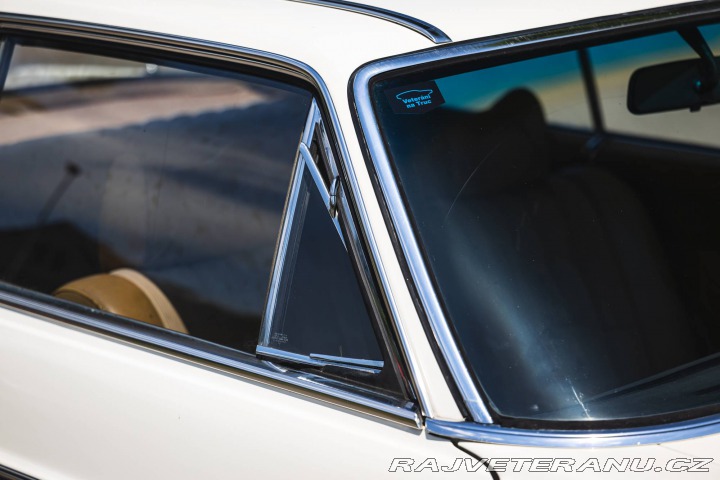 Mercedes-Benz 280 CE W114 1972