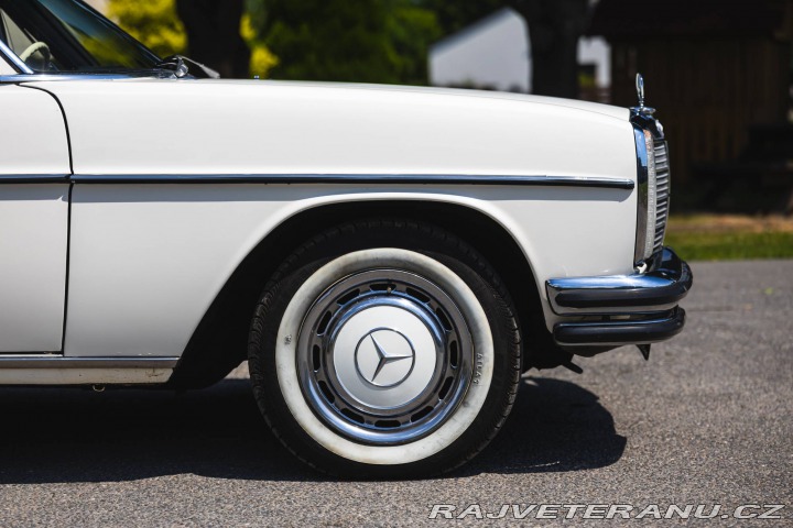Ostatní značky Ostatní modely Mercedes Benz 280 CE W114 1972