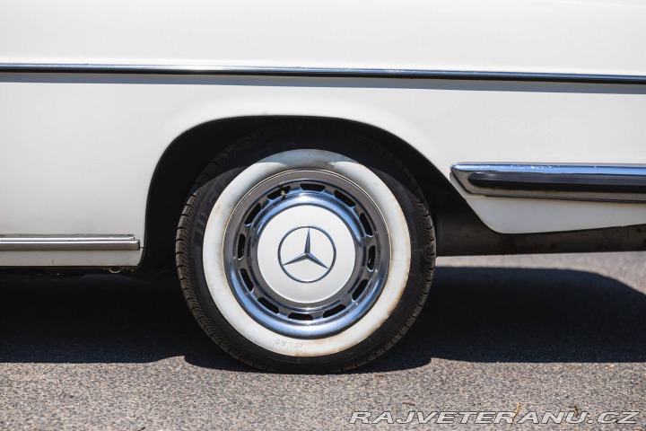 Ostatní značky Ostatní modely Mercedes Benz 280 CE W114 1972