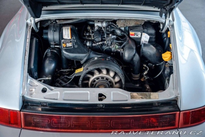 Porsche Ostatní modely 964 Carrera 2 1990