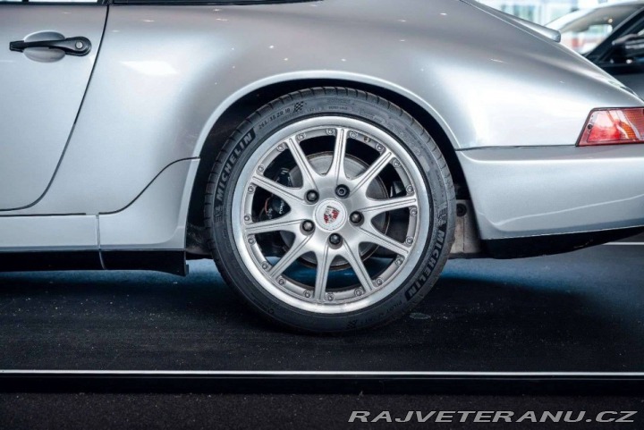 Porsche Ostatní modely 964 Carrera 2 1990
