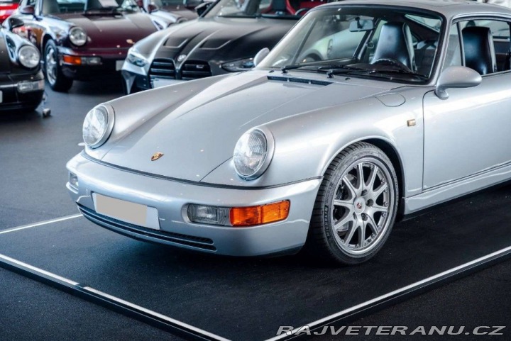 Porsche Ostatní modely 964 Carrera 2 1990